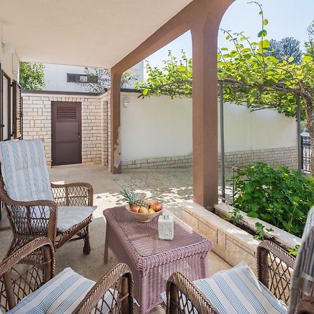 Apartment Kazalac Green Oasis Porec Exterior photo