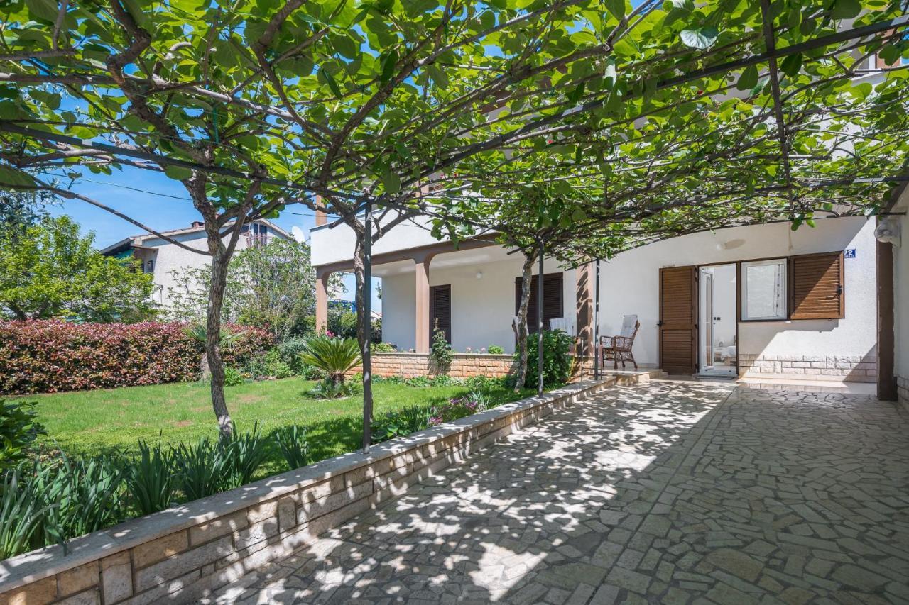 Apartment Kazalac Green Oasis Porec Exterior photo